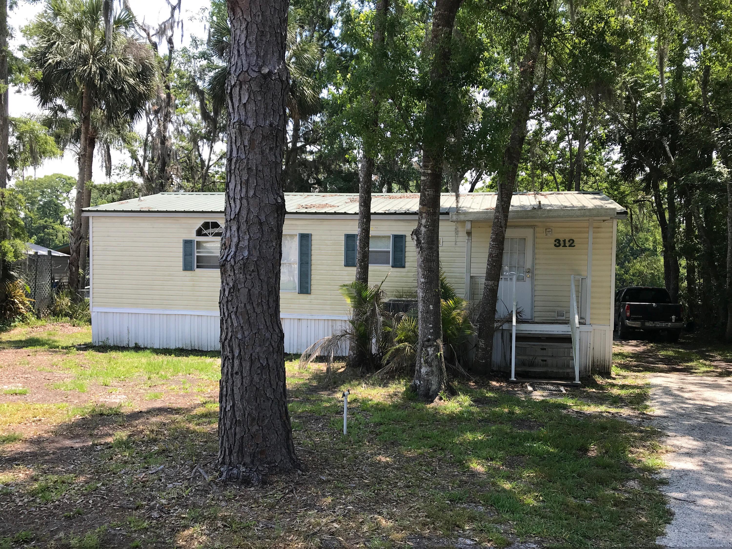 312 Paradise Circle