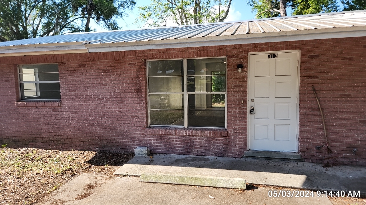 313 Oleander Drive
